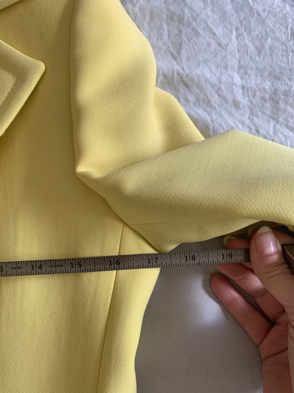 Dolce & Gabbana Lemon Yellow Long Trench Coat with Leopard Lining - Picture 14 of 16